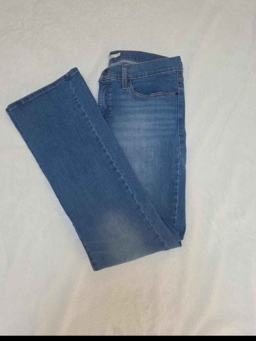 Levi's 315 Shaping Bootcut Blue Jeans